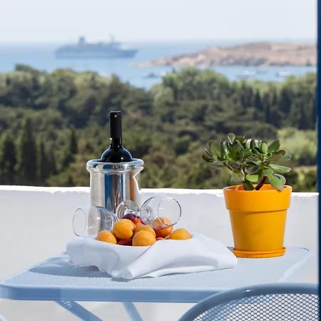 Hotel Pyrgaki 4*