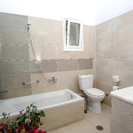 Hotel Pyrgaki 4*